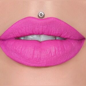 🔥 Jeffree Star Velour Liquid Lipstick “Cavity”